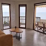 под наем с фронтална гледка море, гр. влас Apartment Sveti Vlas