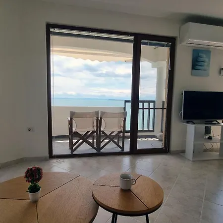 под наем с фронтална гледка море, гр. влас Apartment